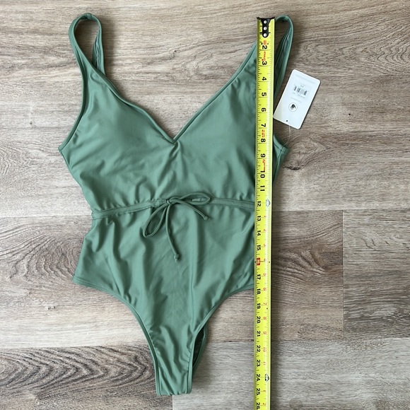 Body glove Pam one piece, new with tags - Picture 4 of 17